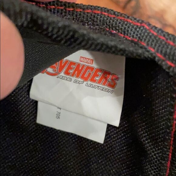 Marvel Avengers Age of Ultron Light Up Wallet - Picture 5 of 8